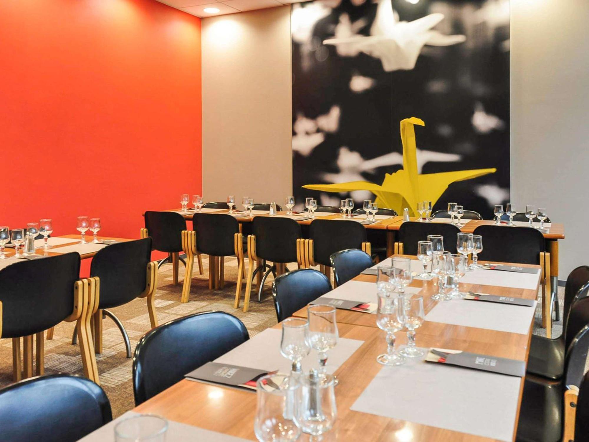 Ibis Le Puy-En-Velay Centre Hotel Bagian luar foto