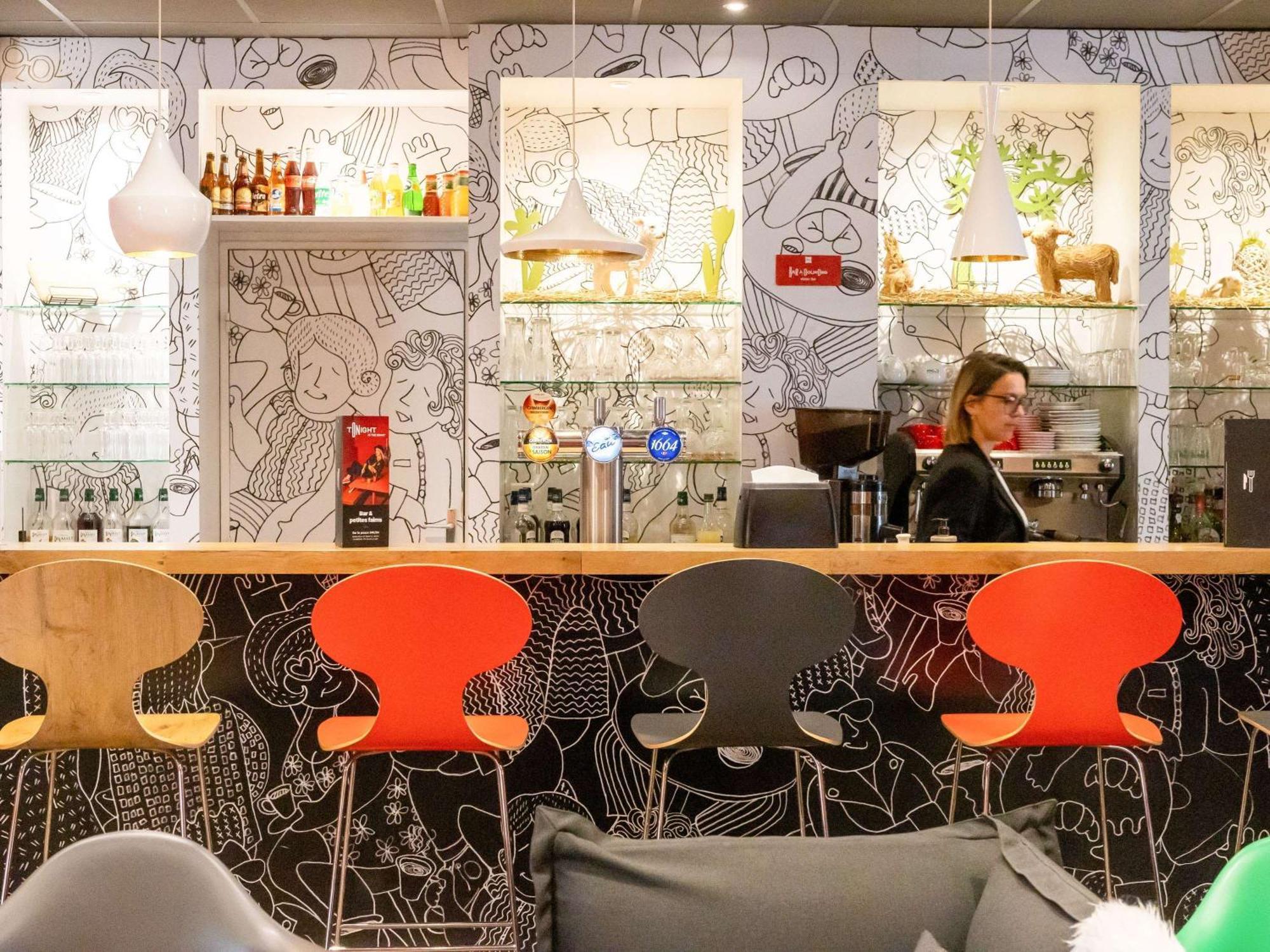 Ibis Le Puy-En-Velay Centre Hotel Bagian luar foto
